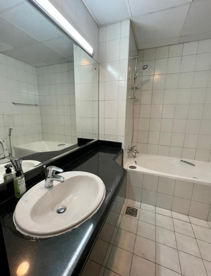 Expo Backpackers Hostel Dubaj Kültér fotó