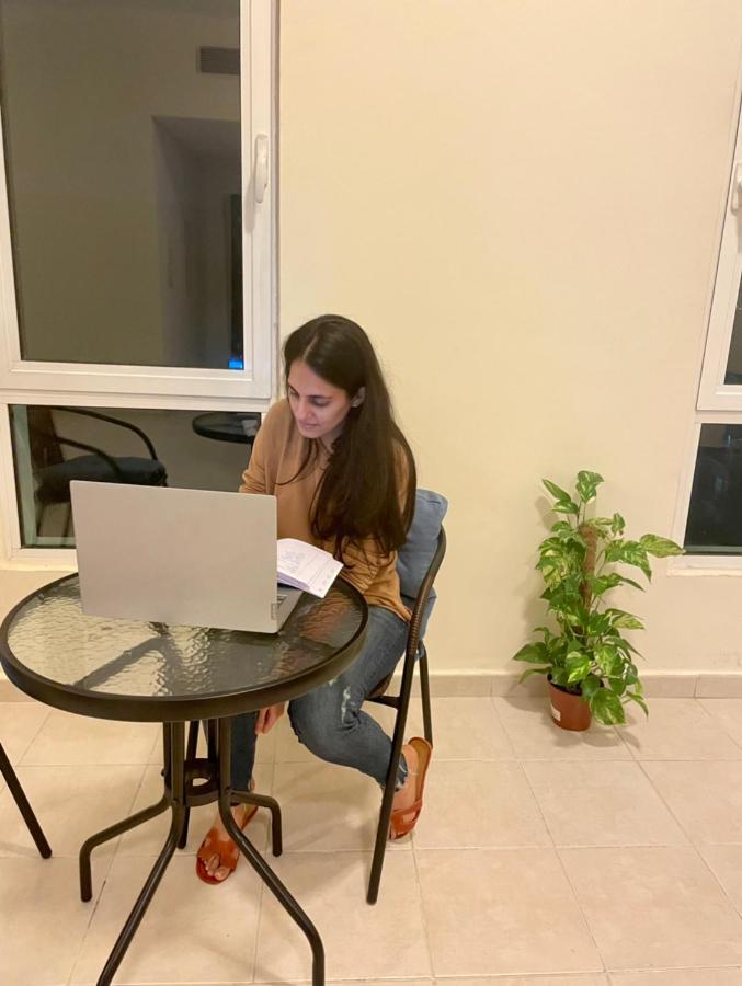 Expo Backpackers Hostel Dubaj Kültér fotó